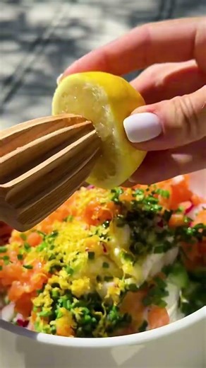 Savory Basil & Smoked Trout Mini Cheesecake 🧀🐟🌿 #savorycheesecake #smokedtrout #basilrecipes