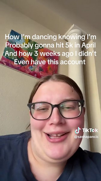 You guys I am so crazy excited that we’ve built this account in the last 3 weeks! Comment your next goal and if your new here so happy your here! Also this song will now be stuck in my head for a long time 😂 #followtrains #womensupportingwomen #growthtiktok #smallcreatorsontiktok