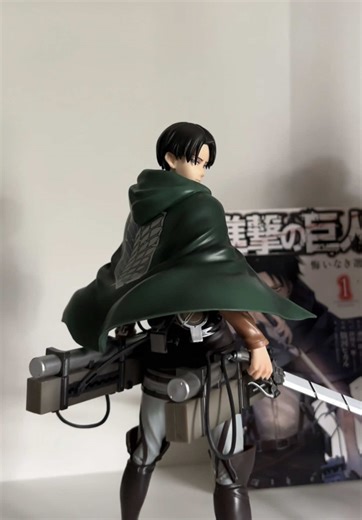 Levi Ackerman Figure Collection Showcase