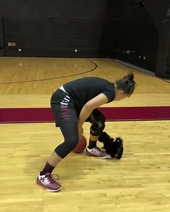 148K views · 7.5K reactions | How coach Dawn Staley & South Carolina welcomed their newest teammate, Champ!  (: @DawnStaley/Twitter) | WNBA | Facebook