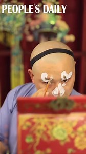 18K views · 668 reactions | Si Xianwei, founder of a Peking Opera culture studio, painted lianpu (脸谱), a facial makeup, to show characters’ personalities in the performance. Peking Opera has a history of over 200 yrs and was designated by UNESCO as a world intangible cultural heritage of humanity in 2010. | People's Daily, China | Facebook