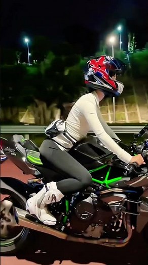 SEXY GIRLS NIGHT RIDE ON KAWASAKI NINJA H2‼️