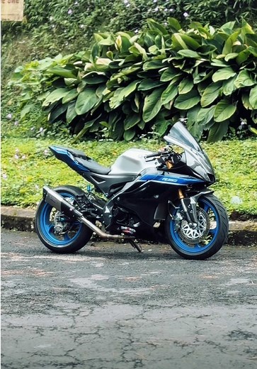 Pratin Vibes: Radiator dan Knalpot untuk R15 V4
