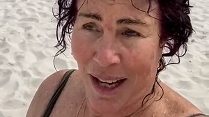 Ruby Wax proudly shows off age-defying figure in green swimsuit