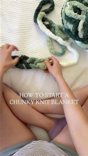 A little look into how to start a chunky knit blanket!!