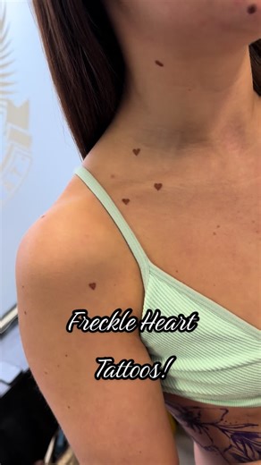 Freckle Heart tattoos! Aren’t these just the cutest! They are just the right tone for this clients skin colour. Perfection! Brand Ambassador @Ez cartridge uk #freckletattoo #pmutattoo #tattoo #tattooartistuk #cutetattoo