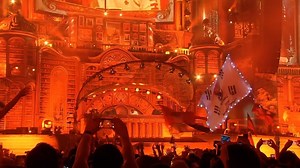 173K views · 2.1K shares | If i lose myself tonight it will be by your side ❤ Alesso Tomorrowland 2019 | Tomorrowland Lovers | Facebook