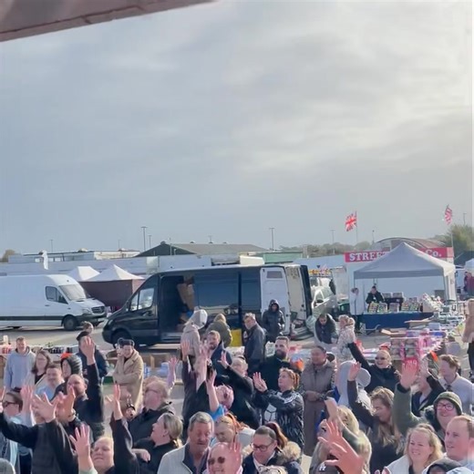 99K views · 195 reactions | So much new stock coming to Manston Airfield Sunday market this Sunday! After a superb sell out Sunday last week, wait until you see what’s new on the truck this week! MORE FREEBIES! MORE BUNDLES! MORE BLUETOOTH SPEAKERS! Manston airfield market | The Mega Toy Auction | Facebook