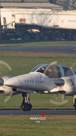 Jono | Aviation videographer on Instagram: "Training ✈️ . Before becoming an airline pilot, every journey starts in a small aircraft. Training circuits… takeoffs… landings… repeating each one until it becomes instinct. Skyborne students putting in the work today in the DA42 Twin Star at Bournemouth ✈️🔥 The path to the flight deck begins right here. . #skyborneacademy #airlinepilot #traineepilot #nomadicv1"