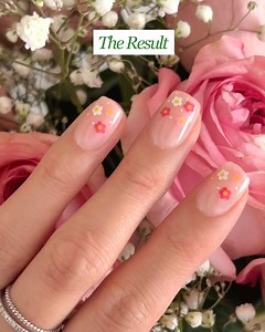 No time to do your nails? With Glamnetic press-on nails, lack of time or skill is no longer an issue! You can apply them at home or anywhere you go… in just 10min! Don’t let the hustle stop your glow. ✨ | Glamnetic