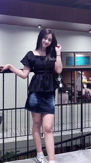 Stylish Women’s Outfits: Blouses and Mini Skirts