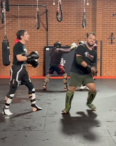 16K views · 184 reactions | Front leg techniques can work in MMA Sparring as well. 屢 Timing is Key!  Clip from a good light sparring session with awesome athletes and friends! | Damian Villa | Facebook