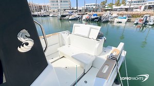 Beneteau Barracuda 7 à venda Uma embarcação cuidadosamente mantida, com poucas horas de motor e equipamentos topo de gama para pesca 🎣 Beneteau Barracuda 7 for sale A meticulously maintained vessel with low engine hours, equipped with top-tier fishing features 🎣 ⚓️ Ano / Year: 2018 ⚓️ Comprimento / Length: 7m ⚓️ Cabines / Cabins: 1 ⚓️ Motor: Yamaha ⚓️ Potência / Power: 200 HP Info: https://loom.ly/Q7e8ESE Marque uma visita / Book a viewing: 📞 351 926 271 894* ✉️ info@soproyachts.com *Chamada 