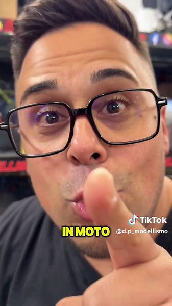 Rarissimo. Kyosho Birel R31-SE 🏁 Scala 1/5, GZ15, vero kart. Oggi vale una cifra importante 💸 👉 Secondo te quanto vale? Commenta 👇🔥 #dpmodellismo #birel #kyosho #modellismo #rcitalia