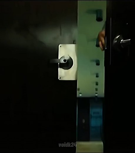 Sad Scene: Bob's Death in Stranger Things