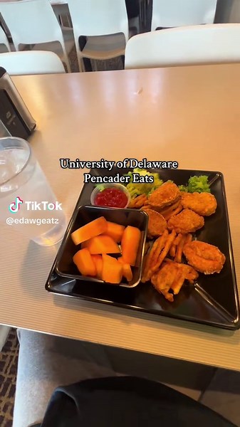 First Week Back at University of Delaware - Pencader Eats