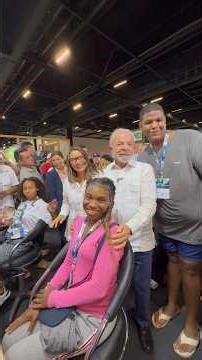 Hoje eu vim passar o Natal com quem constrói Brasil todos os dias: os catadores e as catadoras!