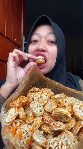 Kerupuk seblak Rafael