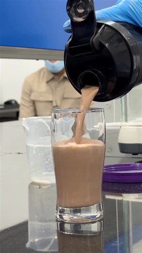 Venkatesh B on Instagram: "Kids Ku protein powder ah 🤩 ✅ Mettle kid is one of the famous kids protein brand who sells pure Indian made protein powder in high quality and good taste ✅ To get Offers use code VENKAT ————————————————————————————————— #vlogthamila #trichy #trichyfoodblogger #trichyfoodguide #trichyfoodinsta #trichyfoodspots #trichyfoodreview #proteinpowder #mettlekid #kidsproteinpowder #sürat #chennai #chennaifoodblogger #reels #trend #instgram"