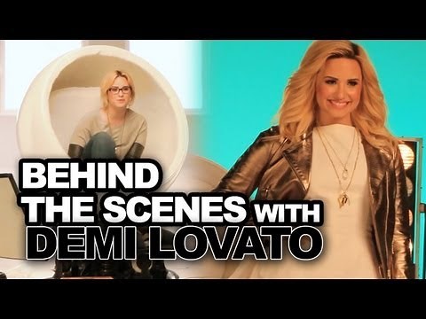 Demi Lovato Behind the Scenes of ACUVUE® 1-DAY Commercial - EXCLUSIVE!