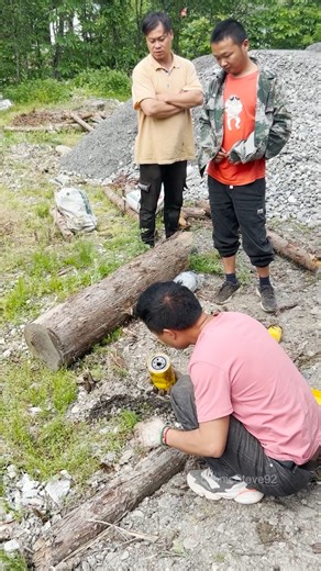 431K views · 6.6K reactions | Excavator oil replacement and maintenance. #auto #mechanic #mechanicsteve #automotive #excavator #automotive | Mechanic Steve | Facebook