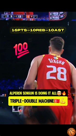 Alperen Sengun is a MACHINE🤯