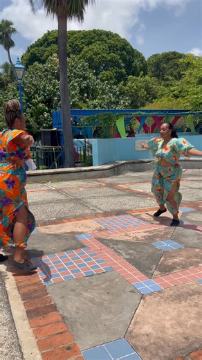 De Road Pulse #CARIFESTAXV featuring the Belte Dancers of #Dominica. Commonwealth of Dominica Division of Culture | Dominica Festivals