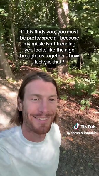 Happy Friday! #indieartist #indiemusic #newmusic #songofthesummer #dommalin