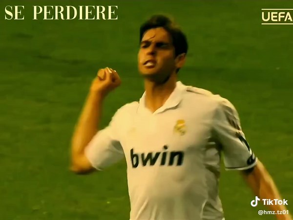 Me importas tú: Salsa y fútbol con Kaka