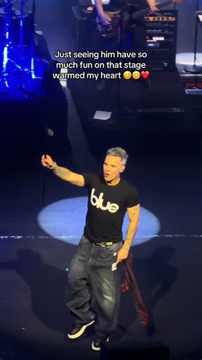 I ❤️ Robbie Live!!!! @Robbie Williams #robbiewilliams #liveshow #brixton #concert #robbiewilliamsangels