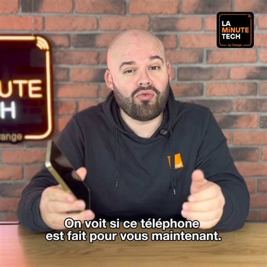 🔎 La Minute Tech by Orange - Zoom sur le nouveau Samsung Galaxy A55. Un smartphone performant à prix abordable. Matthieu, l’expert Orange, vous dit tout ce que vous devez savoir sur ce smartphone. Le Samsung Galaxy A55, un smartphone performant, élégant et muni d'un appareil photo de haute qualité, le tout à un prix accessible. Quoi de mieux ? ;) Retrouvez ce smartphone dans tous les shops Orange et sur orange.lu. Pour découvrir l’analyse complète, RDV sur notre chaîne YouTube. | Orange
