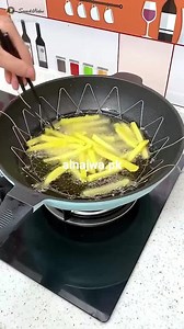 #expendabel #chef #frying #basket Description: Brand new Magic Chef Basket 12 In 1 Kitchen Tool Made of high quality stainless steel Use it on the stovetop for cooking, boiling, deep frying, steaming, poaching, blanching, par-boiling. Cook pasta, shellfish, veggies, fried chicken...virtually anything. When cooking is done, simply lift out the chef basket and go right from the pot to the plate. Can be also as a colander for rinsing, washing, draining, straining, storing Can be expanded to a flexi