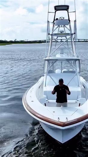 18 reactions | “You’ve seen the shots… now see her move.  The 47’...