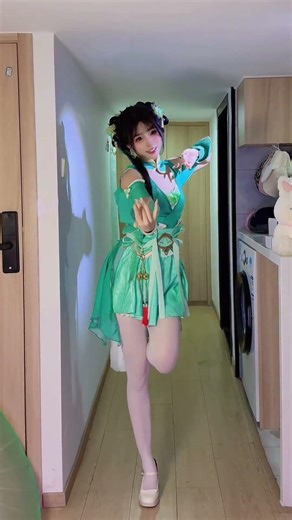 我原本也是想陪你走很远的～ #碧瑶cos #古风 #dance #造型 #ootd #cosplay #搭配分享 #cute #質感女孩 #kpop #軟裝搭配 #コスプレ