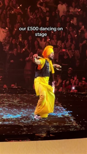 still can’t believe we got to see him in real life #diljitdosanjh #aura #birmingham #punjabi #concert @Shivaeya