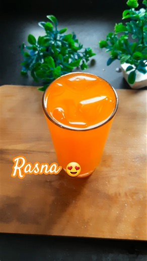 “1 minute me ban gaya tasty Rasna 😍 Perfect chilled drink 🧊🥤#rasna #drinkrecipe#summerrecipe#shorts