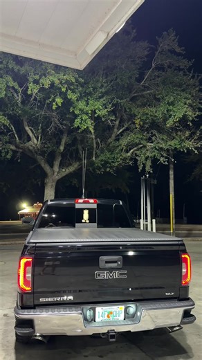 bussin #fyp #trucktok #squattedtrucks #bluecollar #dopeillustrations repost