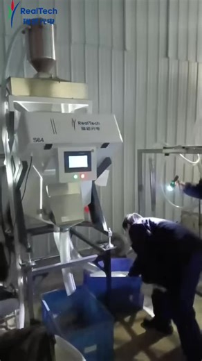 Customer factory test! This machine sorts plastic perfectly! On site working! Our plastic color sorter works amazing! High efficiency, high accuracy! Contact me for price! #PlasticColorSorter #ColorSorter #PlasticRecycling #PlasticFlakes #RecyclingMachine #WastePlastic #FactoryMachine #OnSiteDemo