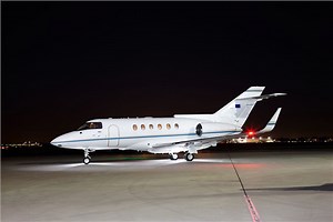 HAWKER 800B Specifications, Performance, and Range