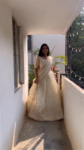 The Handloom Project on Instagram: "Comment GOLDEN to get the direct link✨ Price: 3250/- Search word: golden drape . . . . . . #smallbuisness #thehandloomproject #goldenhalfsaree #tissuelehenga"