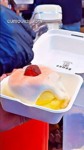 Japanese Soufflé Cake So Fluffy It Jiggles! 🍓👨‍🍳 KL Night Market Magic
