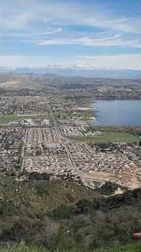 viewing area for Lake Elsinore