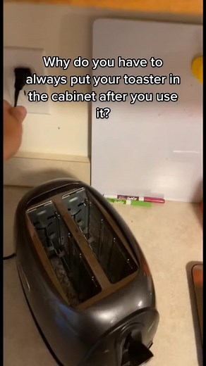 #Derrygirls #derrygirlsedit #toaster #fyp #irishtiktok #protestant #northernireland #irishcreator #ireland #derrygirlstiktok #derrygirlsmoments #irish