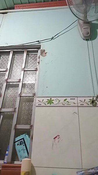 P90 Paper Model: Create Your Own Submachine Gun