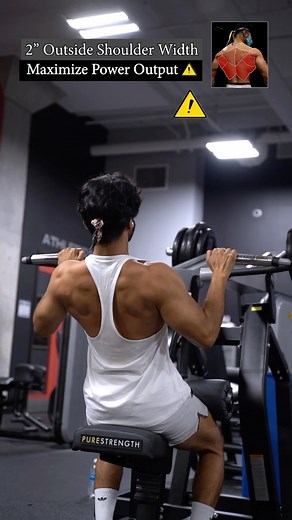 Maximize your Pulldowns ⚠️ . In this video, I want to show you how grip width will determine how much leverage you’ll have in performing more weight in an exercise. When performing this exercise with your Arms 2” Outside Shoulder Width, this will be the best rule of thumb in generating maximum force output in an exercise. However, when you grip the bar much wider, there will be a drop in strength during the exercise. So make sure to utilize a grip width that you’re comfortable with and can push 