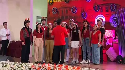 Attending Polytechnic University of the Philippines’ Convocation as part of its Thanksgiving Celebration as their Convocation Speaker 👍👍👍 Thank you very much PUP, headed by President Manuel Muhi, for having me! Merry Christmas and a Happy New Year to all of you! 🎄🎄🎄 | Mayor Francis Zamora