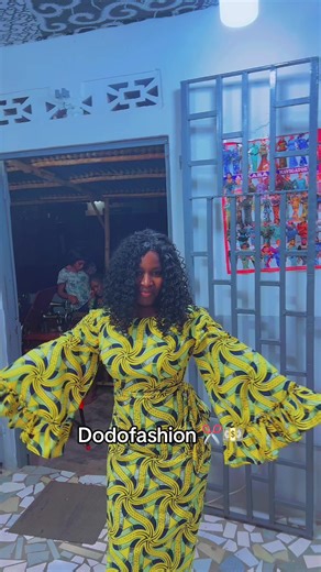 Stylish Yellow and Black Dress Display by DodoFashion