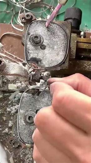 Rapid welding process of eyeglass frame
