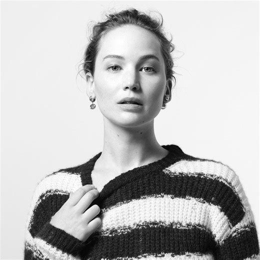 6.1K reactions · 170 shares | Jennifer Lawrence joins the list of women embodying the 'Lady 95.22' by Maria Grazia Chiuri on.dior.com/lady-9522. Her latte bag in Medium format highlights how this new style both honors and diverts from the iconic 'Lady Dior', reimagining the latter's Cannage quilting and signature letter charms and reinventing its architecture with soft lines, rounded handles and ruthenium-finish metal accents. © Brigitte Lacombe | Dior | Facebook