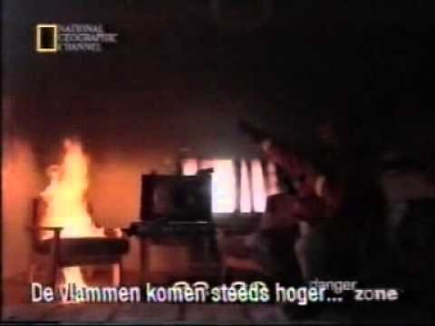 Feuerwehr Lehrvideo über Flashover, Temperatur- Rauchentwicklung